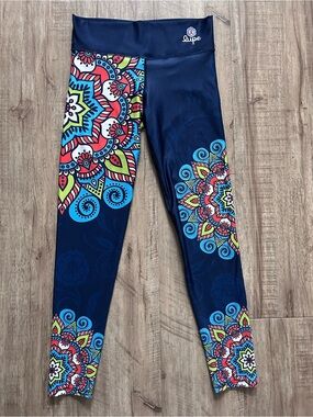 Lupe Navy Leggings with Bright Mandala floral Print made in Columbia fitness